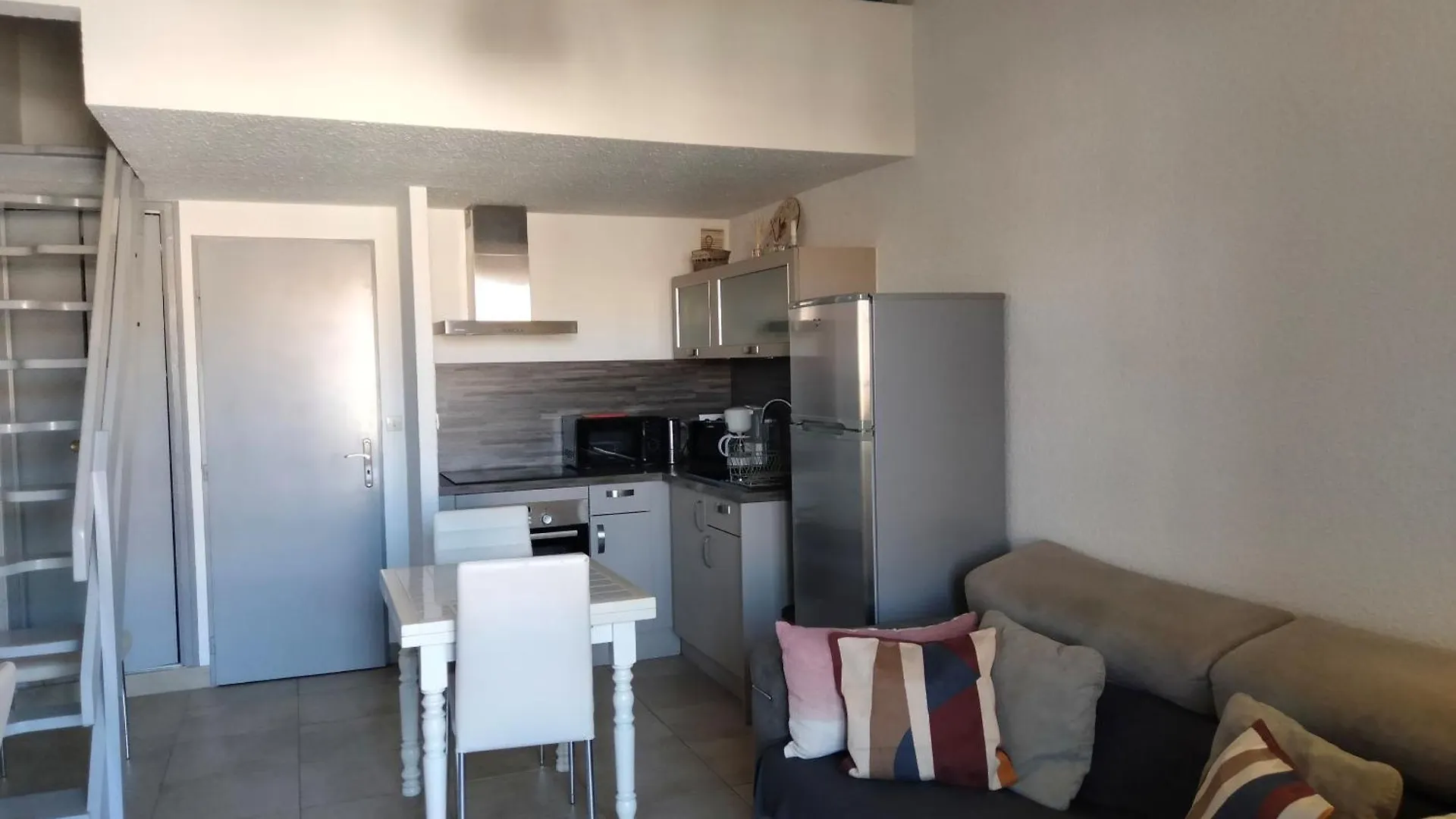 Apartamento Appartement Tout Confort, Plage A Pied Clim, Wifi, Animaux Bienvenus Saintes-Maries-de-la-Mer França